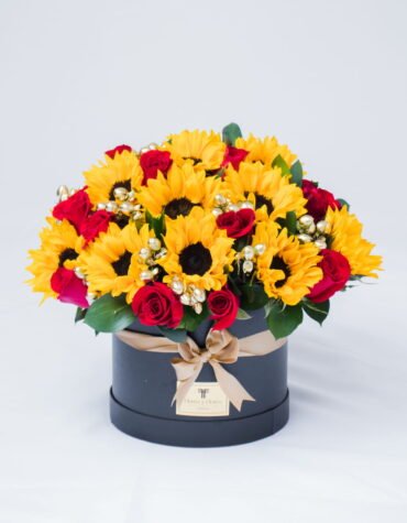 Luxury sunflowers and roses box