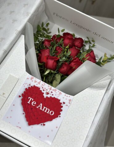CAJA ARTS &  FLOWERS ROSAS ROSAS