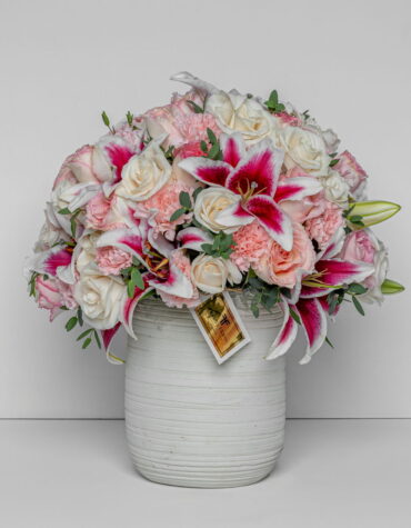 GARDEN VASE